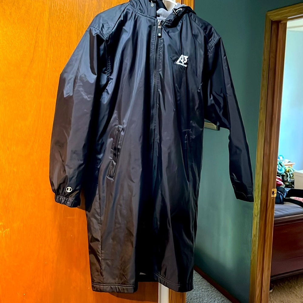 Holloway swim parka fleece lined zipper front.